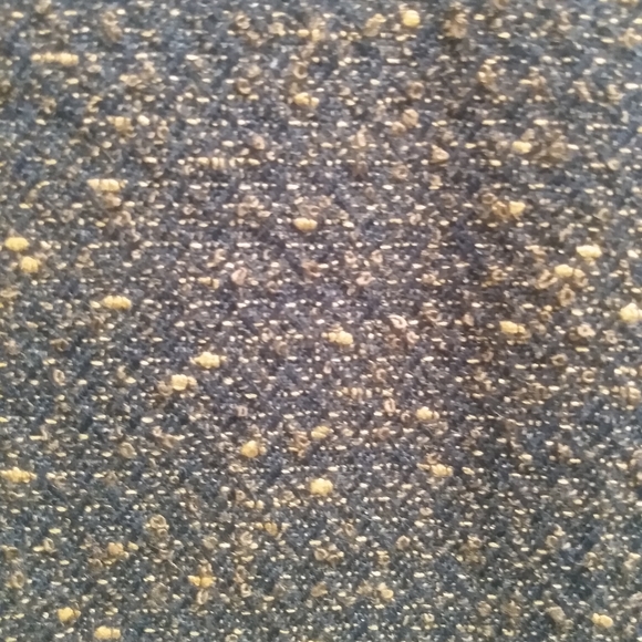 Woman's Coat - Picture 4 of 4